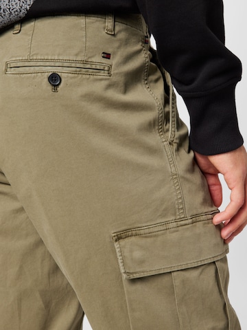 TOMMY HILFIGER Regular Cargo Pants 'CHELSEA' in Beige