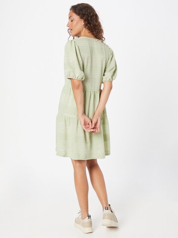 Rochie 'Amara' de la Hailys pe verde