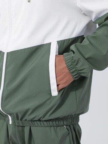 Youthup Sports Suit in Green