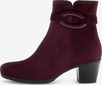 GABOR Ankle Boots in Red: front