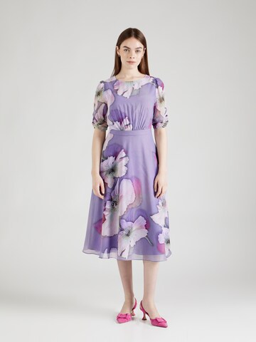 SWING Dress in Purple: front