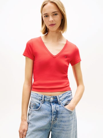 Tommy Jeans Shirt 'ESSENTIAL' in Red: front