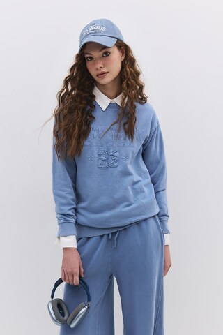 No Matter What Sweatshirt in Blau