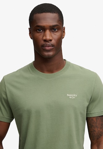 T-Shirt 'Essential Serif' Superdry & Co en vert