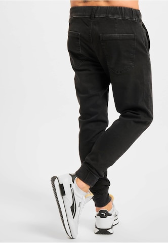 2Y Premium Tapered Jeans in Black