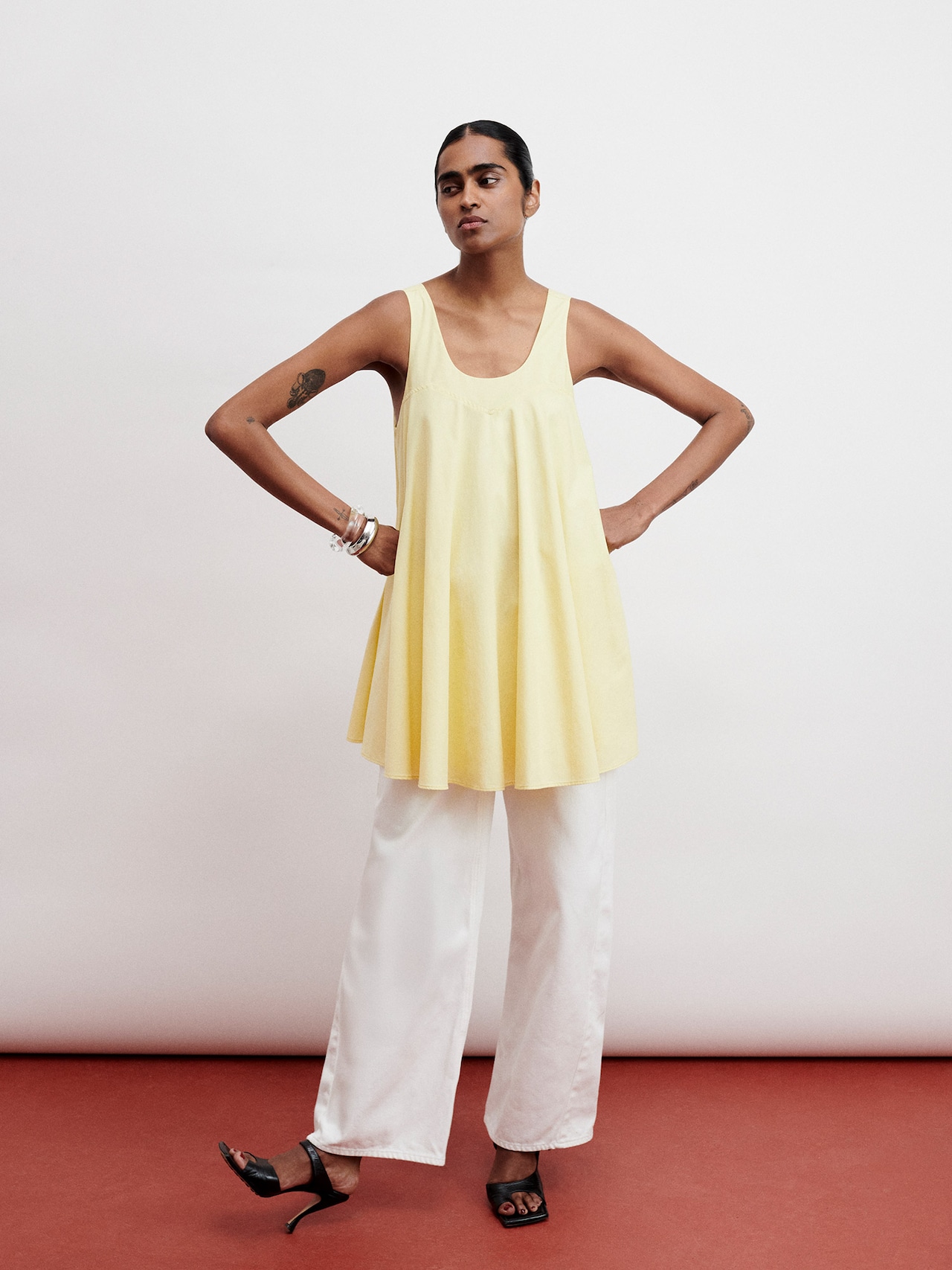 EDITED Oversized jurk 'Kira' Geel