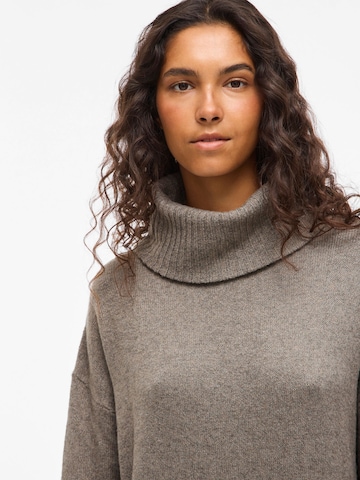 Robes en maille VILA en gris