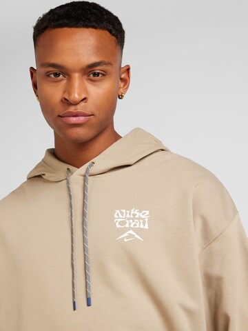 NIKE Sportovní mikina 'MAGIC HOUR' – zelená