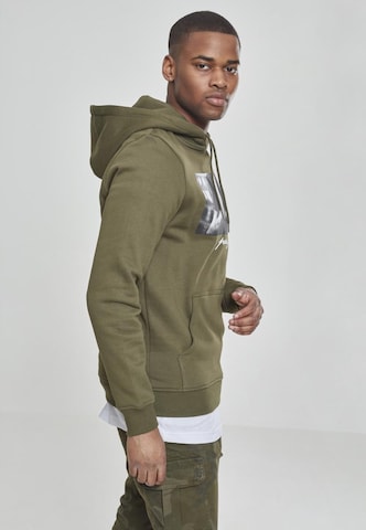 Sweat-shirt 'Pray' Mister Tee en vert