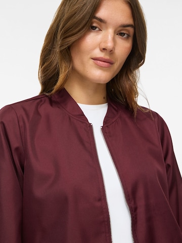 Veste mi-saison 'VIPapaya' VILA en rouge