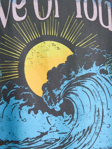 T-Shirt 'JORWAVE' JACK & JONES en gris
