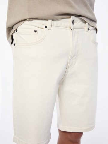 Coupe slim Jean Pull&Bear en beige