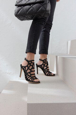LASCANA Belle Affaire Sandals in Black
