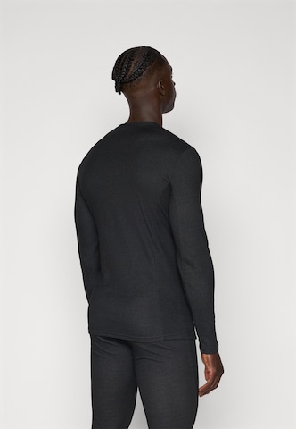 Tricou funcțional 'EASY' de la THE NORTH FACE pe negru