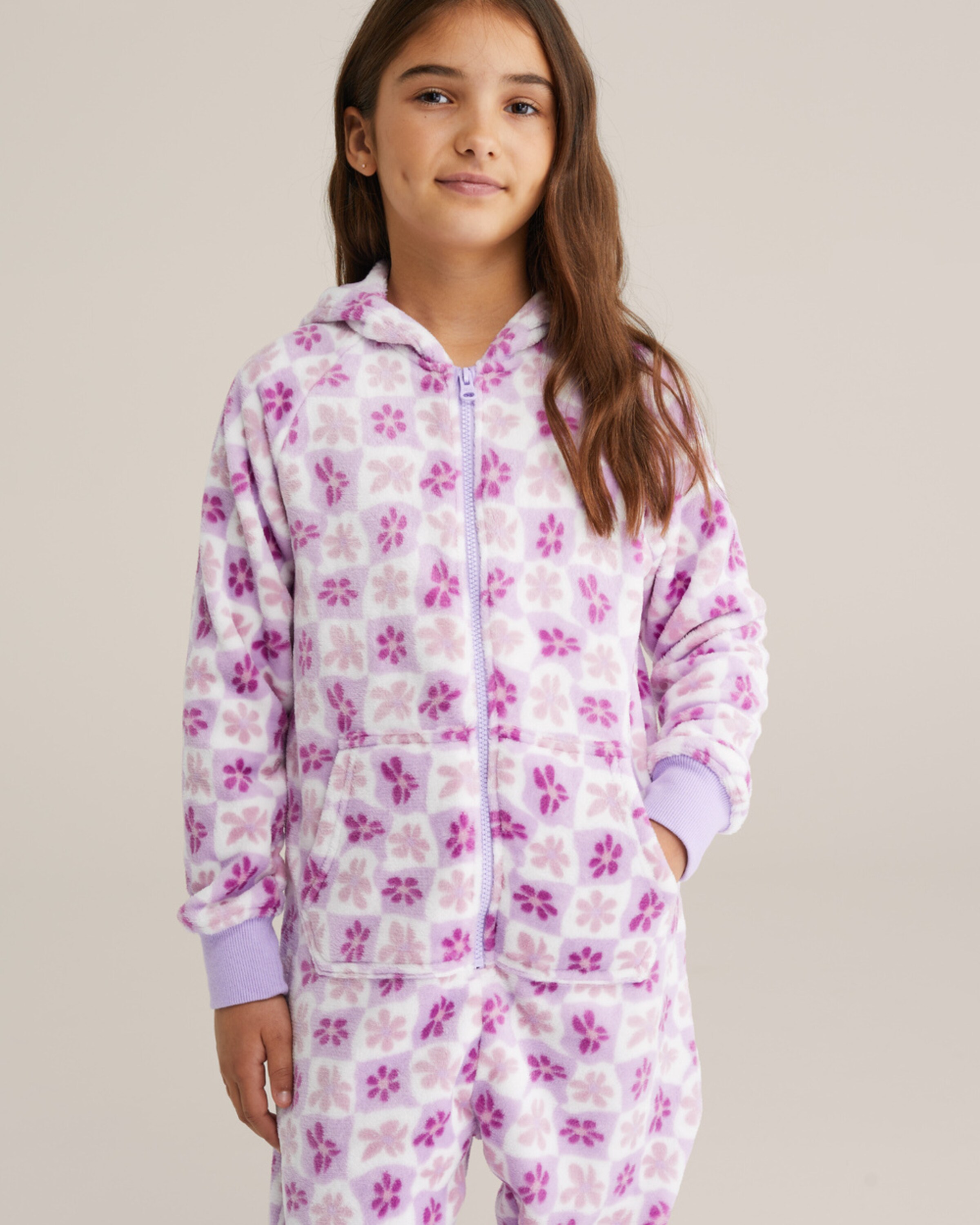 WE Fashion Пижама в Лиловый: спереди