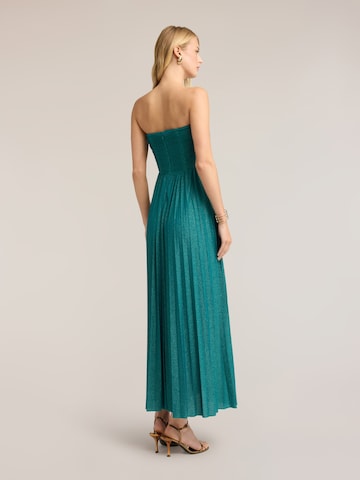 MOTIVI - Vestido de noche en verde