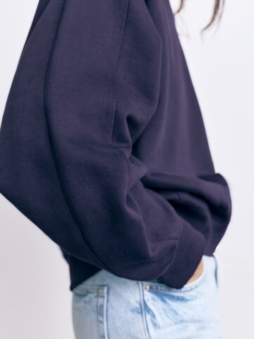 Pull&Bear Sweatshirt in Blue