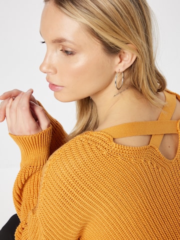 Pull-over 'Liliana' ABOUT YOU en orange