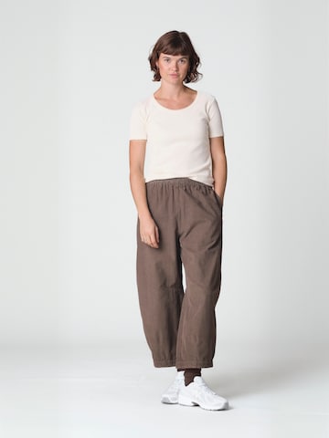 Klitmøller Collective regular Bukser ' Penny ' i beige: forside