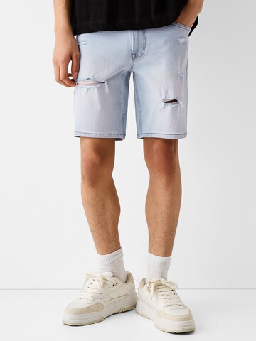 Bershka Regular Jeans in Blauw: voorkant