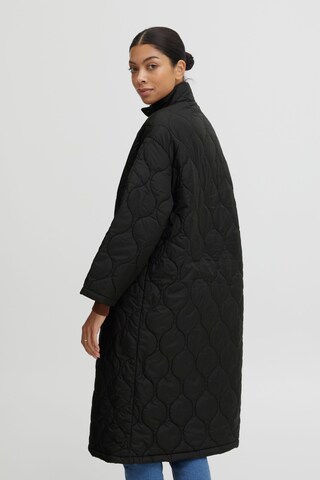 Cappotto di mezza stagione 'Asine' di b.young in nero