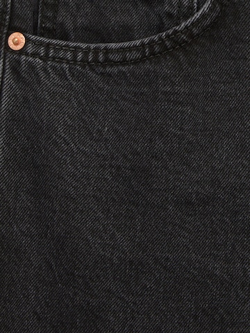 Pull&Bear Regular Jeans in Black