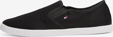 Slip on TOMMY HILFIGER en noir : devant