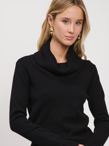 Influencer Pullover in Schwarz