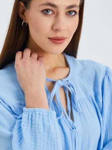 MixRay - Blusa em azul