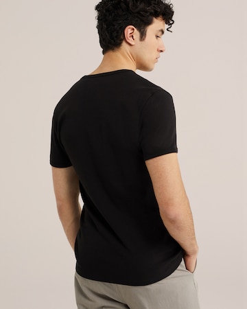 Tricou de la WE Fashion pe negru