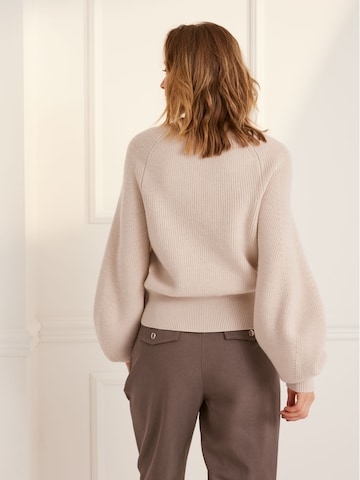 Guido Maria Kretschmer Women Pullover 'Agathe' in Weiß