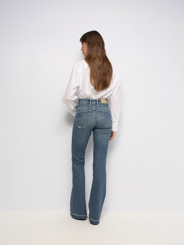 Salsa Jeans Flared Jeans 'Faith' in Blue