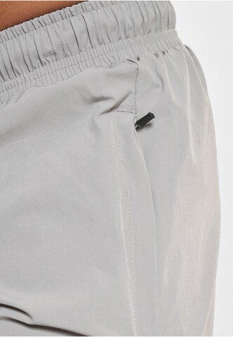 regular Pantaloni 'Helvetic Guards' di European League of Football in grigio
