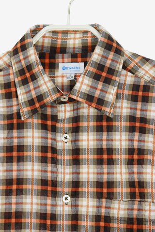 Reward Button Up Shirt in S in Mixed colors