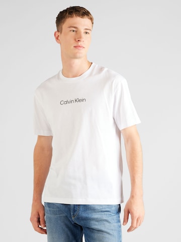 Maglietta 'Hero' di Calvin Klein in bianco: frontale