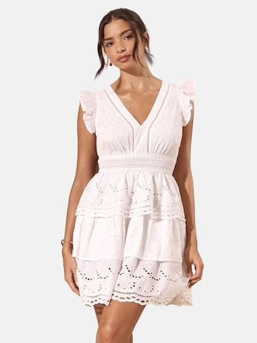 Robe Lipsy en blanc : devant