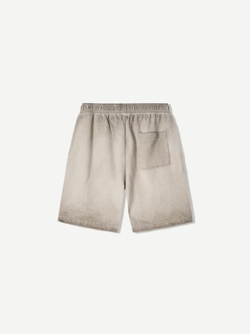 Bershka Loosefit Broek in Grijs