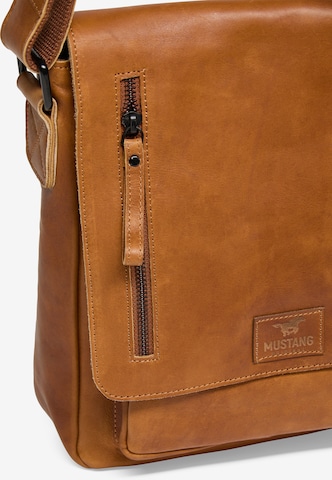 MUSTANG Crossbody Bag in Brown