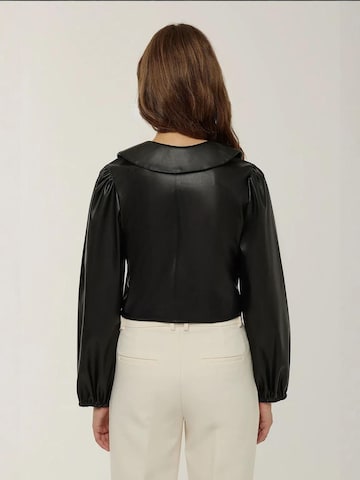 Hiccup Blouse in Black