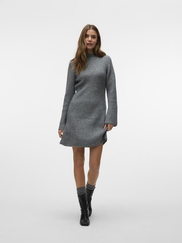 VERO MODA Strikkjole 'Awlina' i grå