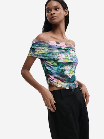Top 'TS_MUNICH 26SWTK22' di Desigual in verde