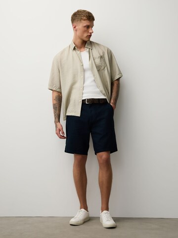 Next Regular Shorts in Blau: Vorderseite