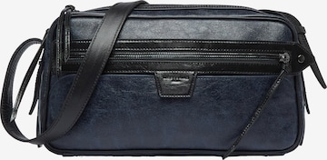 Liebeskind Berlin Shoulder Bag in Blue: front