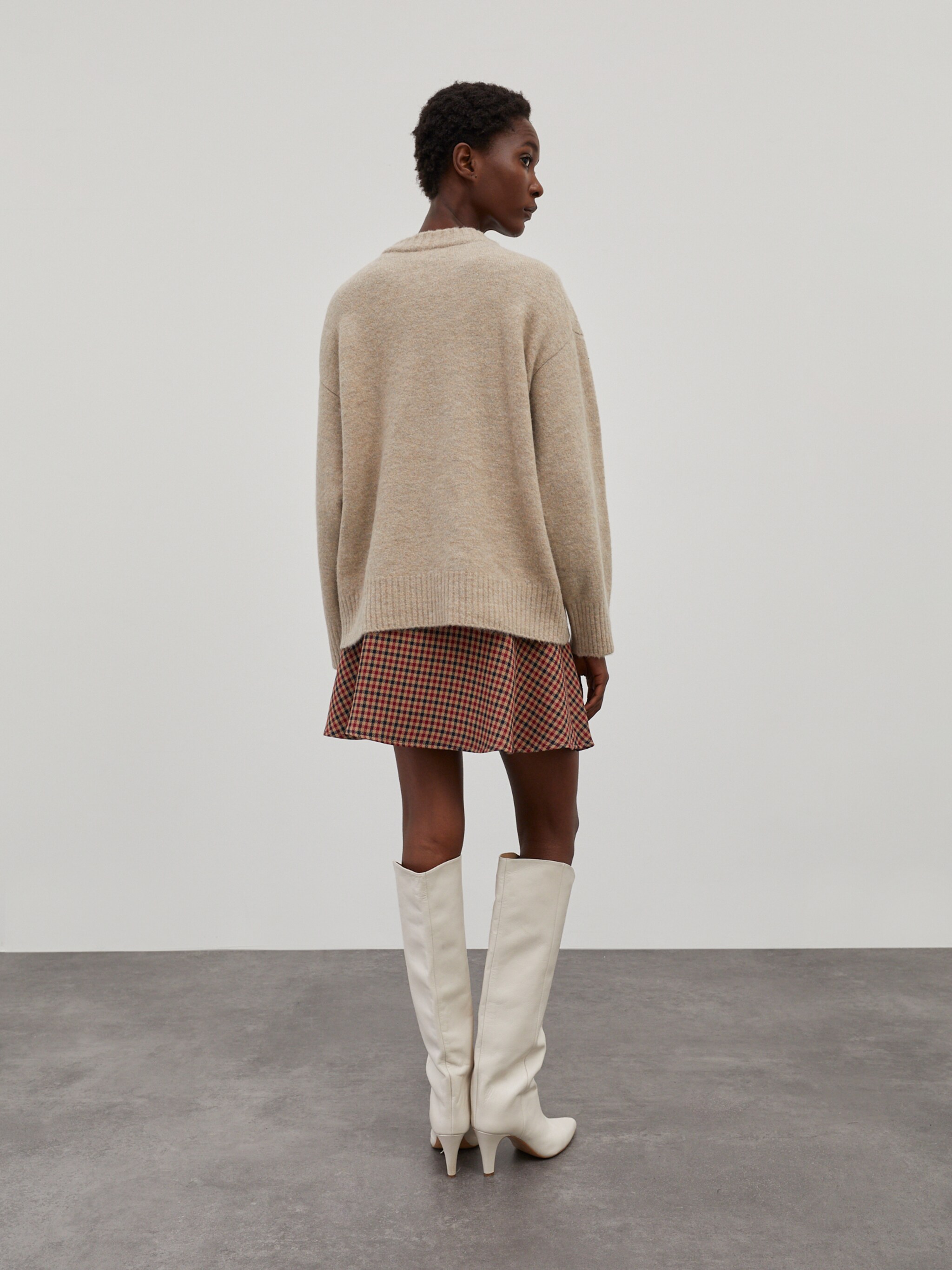 EDITED Producten Trui 'Elyse' Beige