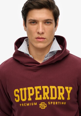 Sweat-shirt 'Core' Superdry en rouge