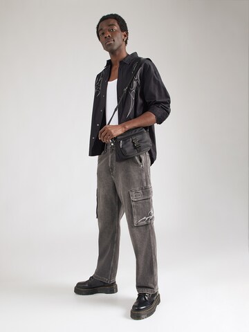 HOLLISTER Luźne Bojówki w kolorze szary