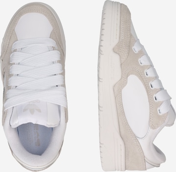 Baskets basses 'Adi2000 X' ADIDAS ORIGINALS en blanc