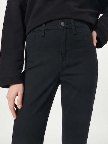 GAP Skinny Jeans in Black