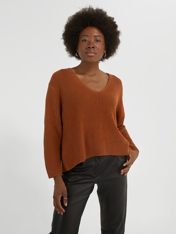 Young Poets Society Sweater 'Bente' in Brown: front