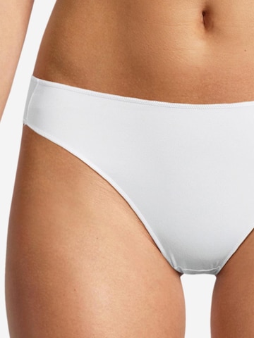 Nina von C. Slip 'Secret' in Weiß